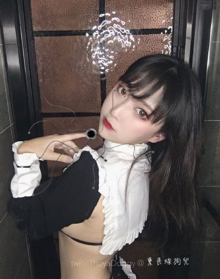 女人成黑