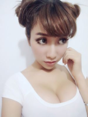 色欲迷墙