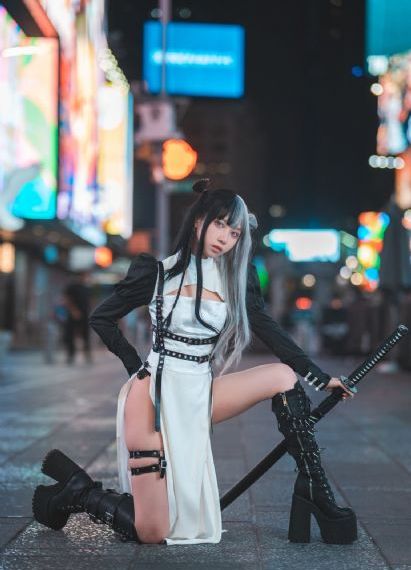审死官