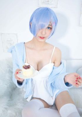 《年轻的护士1》在线观看视频